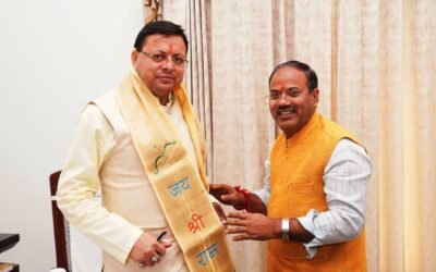 कौस्तुभानंद जोशी ने मुख्यमंत्री पुष्कर सिंह धामी से विभिन्न जनहित के मुद्दों को लेकर की मुलाकात